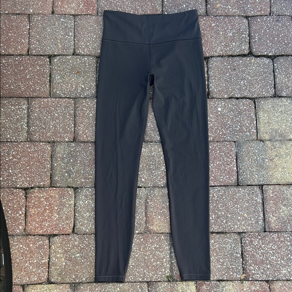Worn once - ATHLETA Elation Ultra High Rise Legging in Gray - Picture 8 of 11